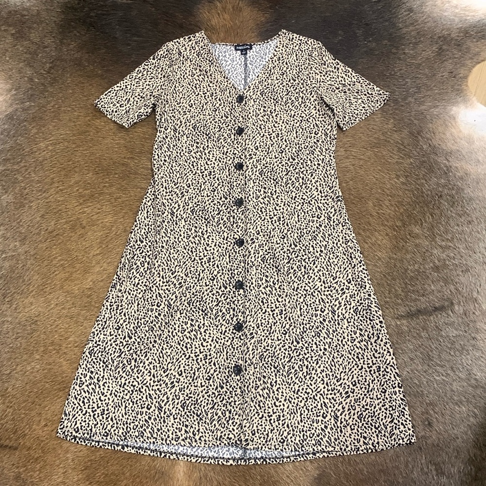 Messini Beige & Black Cheetah Leopard Print Short Sleeve Button Down Dress L